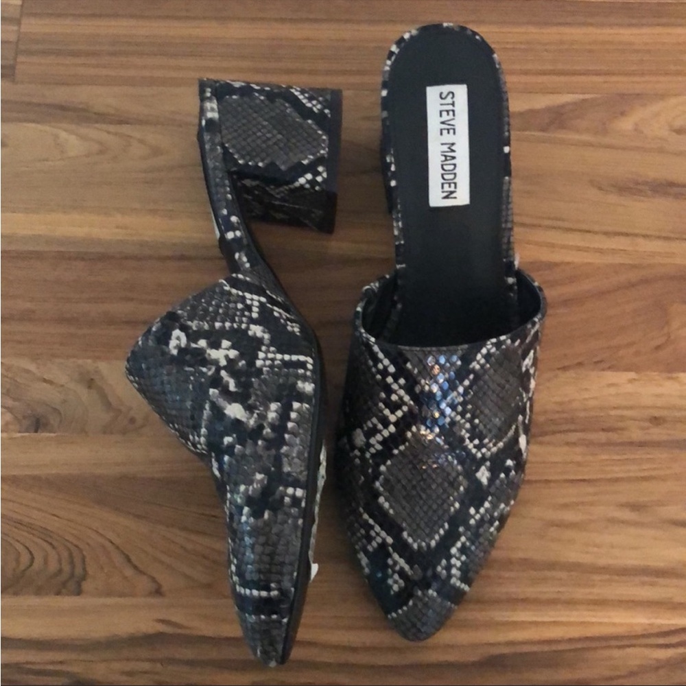 Steve Madden block heel mules - Picture 2 of 2